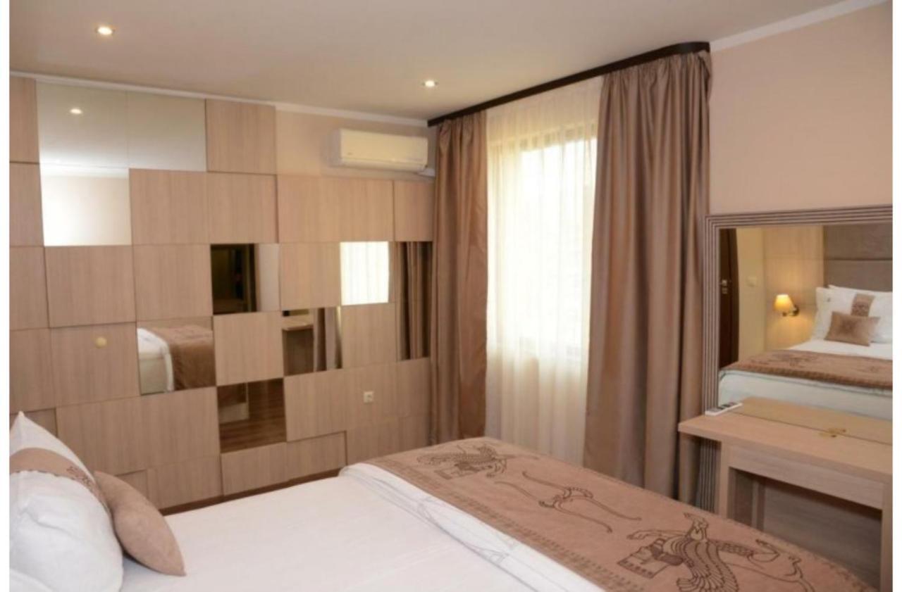 גולדן סנדס Argisht Palace Apartments Only מראה חיצוני תמונה