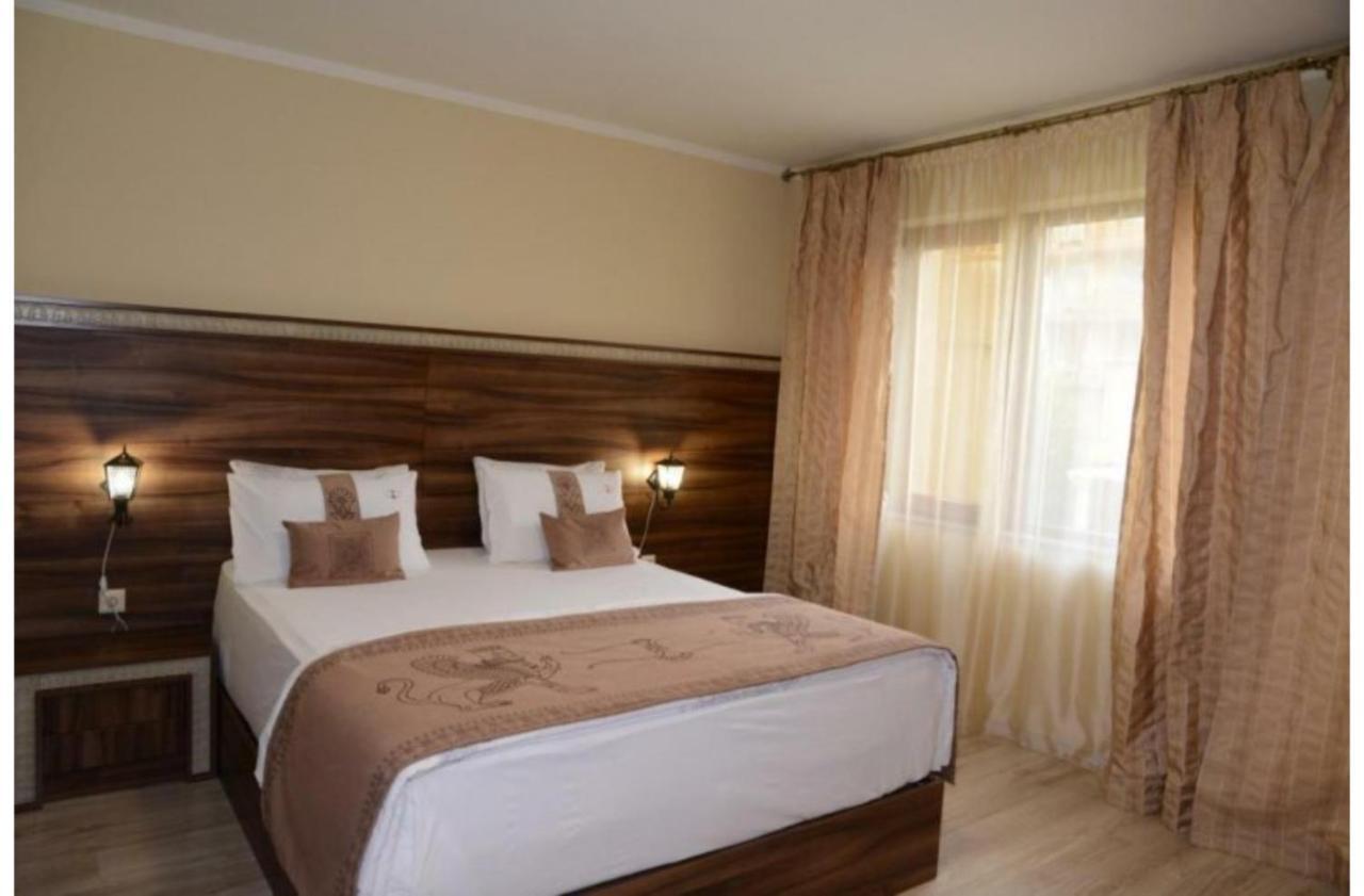 גולדן סנדס Argisht Palace Apartments Only מראה חיצוני תמונה