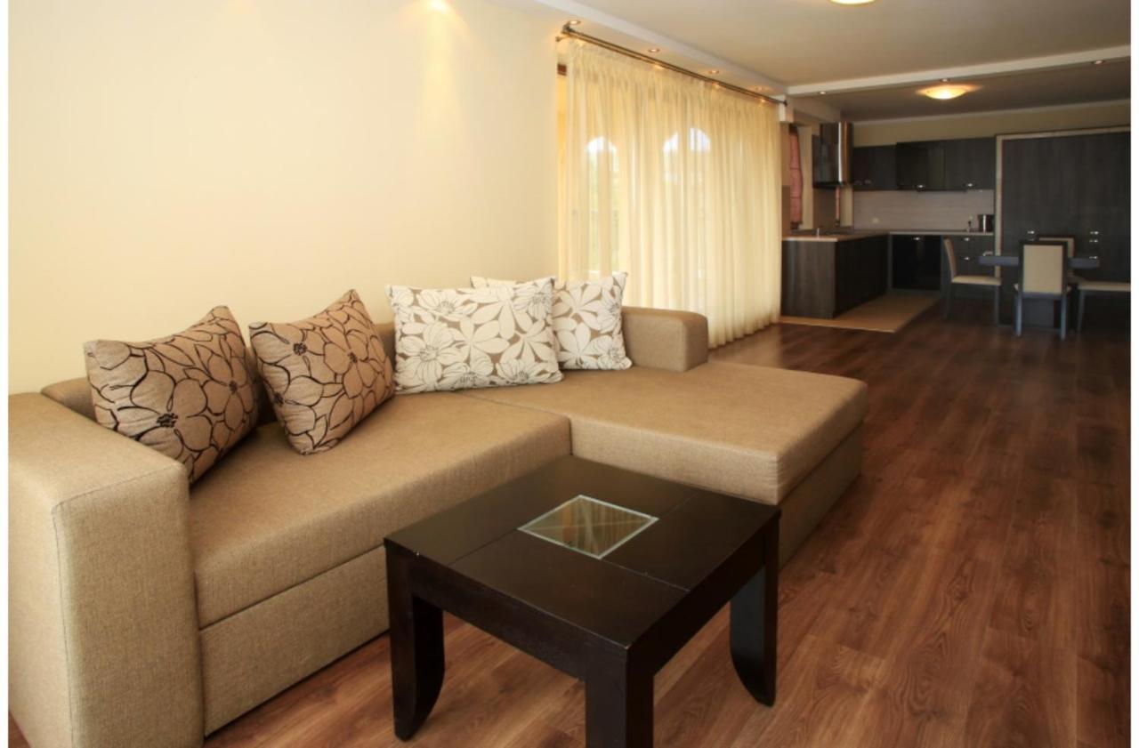 גולדן סנדס Argisht Palace Apartments Only מראה חיצוני תמונה