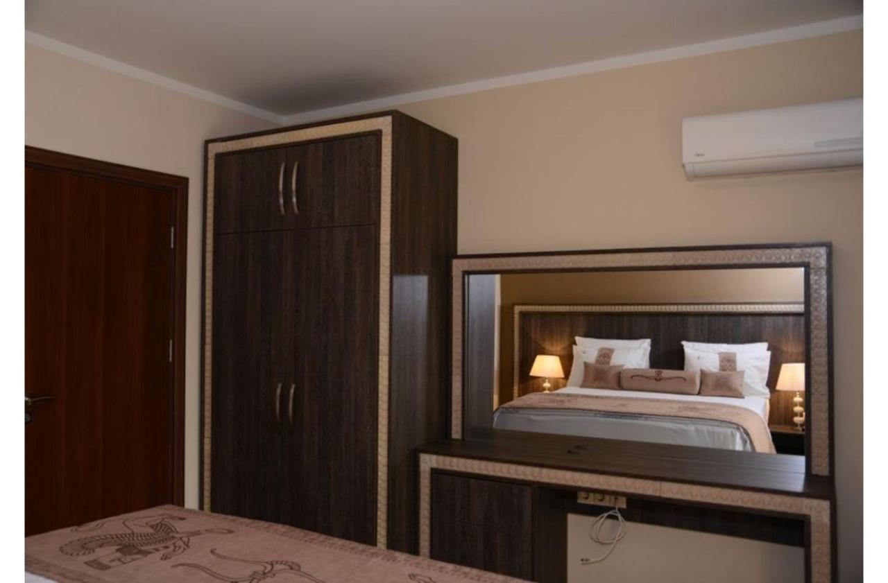 גולדן סנדס Argisht Palace Apartments Only מראה חיצוני תמונה