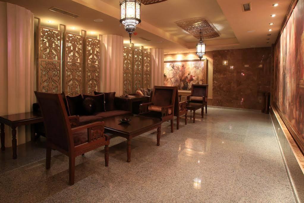 גולדן סנדס Argisht Palace Apartments Only מראה חיצוני תמונה
