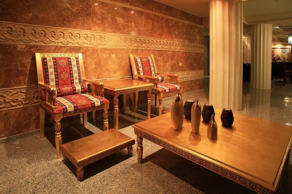 גולדן סנדס Argisht Palace Apartments Only מראה חיצוני תמונה