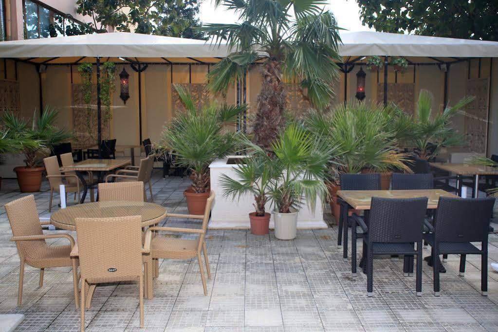 גולדן סנדס Argisht Palace Apartments Only מראה חיצוני תמונה