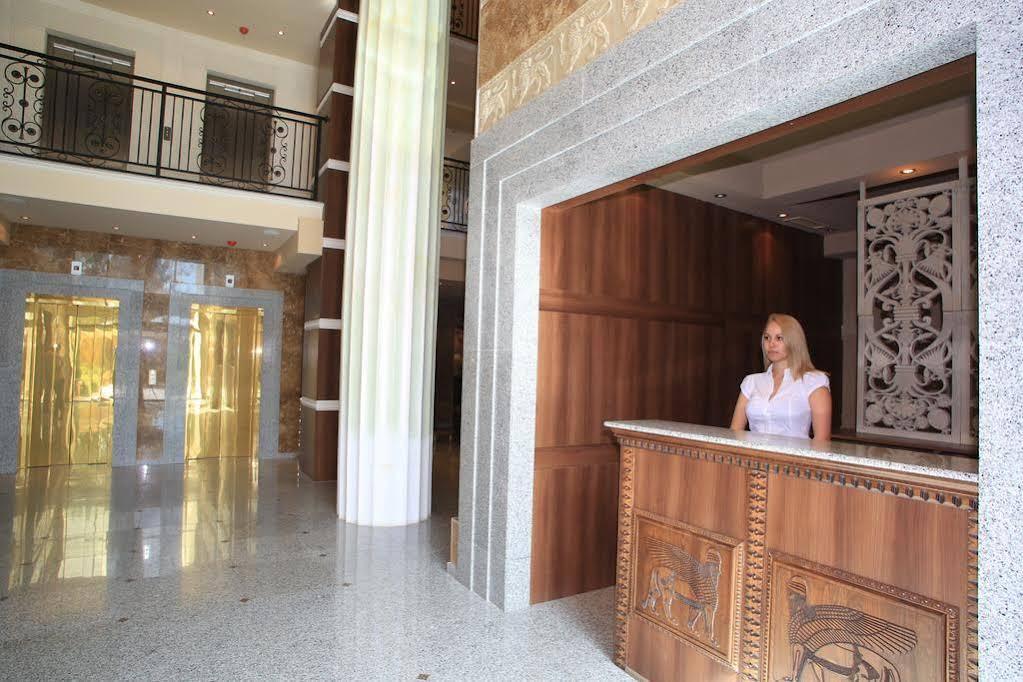 גולדן סנדס Argisht Palace Apartments Only מראה חיצוני תמונה
