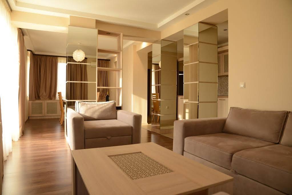 גולדן סנדס Argisht Palace Apartments Only מראה חיצוני תמונה
