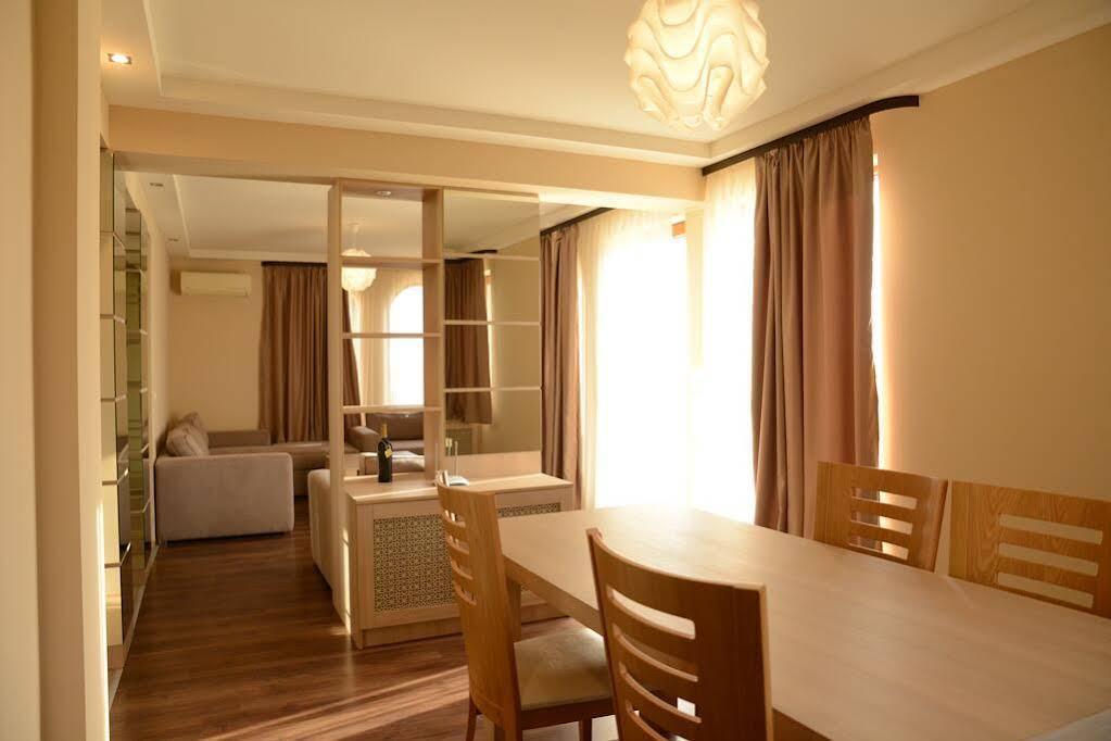 גולדן סנדס Argisht Palace Apartments Only מראה חיצוני תמונה