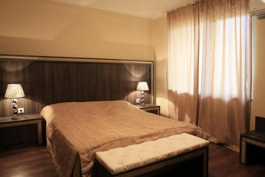 גולדן סנדס Argisht Palace Apartments Only מראה חיצוני תמונה